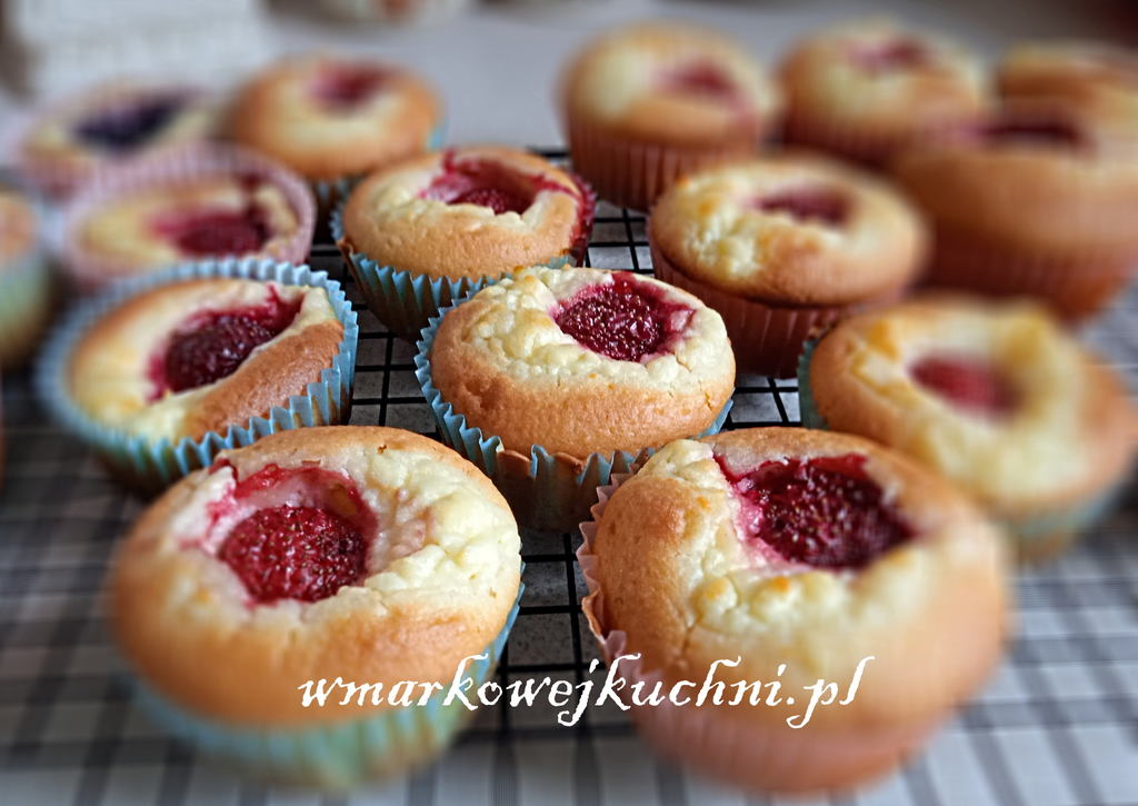 Upieczone muffinki.