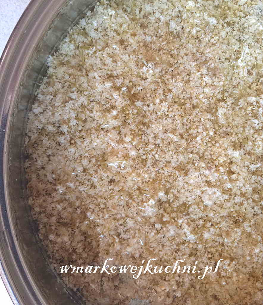 Syrop z kwiatami