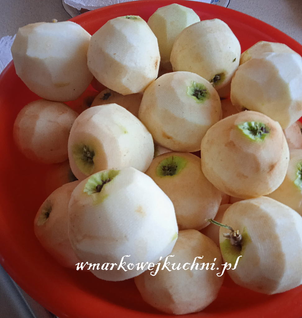 jabłka obrane
